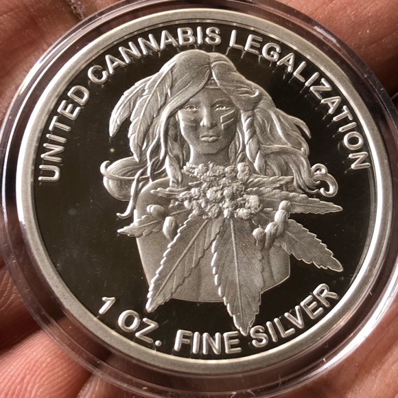 Collectible Coin 1oz. Fine Silver - Picture 2 of 7